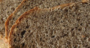 Retourbrood als ingrediënt voor koekjes en ontbijtkoek